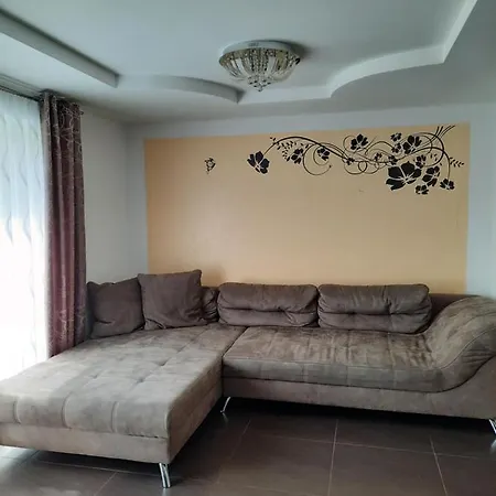 Apartment Grosses Haus Apartement In Laatzen Nahe Messe *